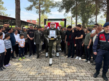 Osmaniye’de kanserden vefat eden astsubay için cenaze töreni düzenlendi