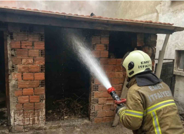 Emet’te kazan dairesi yangını