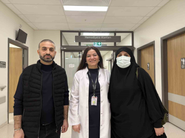 Önce bebeğini doğurdu sonra eşine can oldu: "Böbreğimi verdim, kalbim bile olsa veririm"