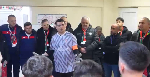 Şampiyonluk maçı öncesi takım kaptanından ağlatan konuşma