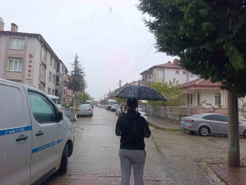 Afyonkarahisar’da kar yüksek kesimleri beyaza bürüdü