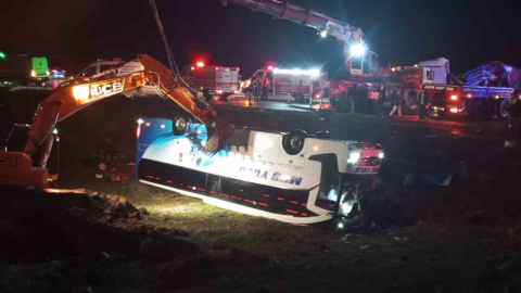 Malatya’da yolcu otobüsü devrildi: 4 ölü, çok sayıda yaralı