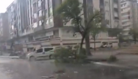 Gaziantep’te "süper hücre" fırtınası şehri talan etti