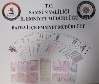 Bafra’da kıraathaneye kumar baskını: 5 kişiye 58 bin TL ceza