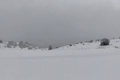 Keltepe Kayak Merkezi’nde kar yağışı etkili oldu
