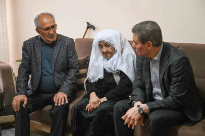 Asırlık çınara ve kahraman gazilere vefa ziyareti
