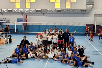 Köyceğiz Akademili miniklerden çeyrek final sevinci
