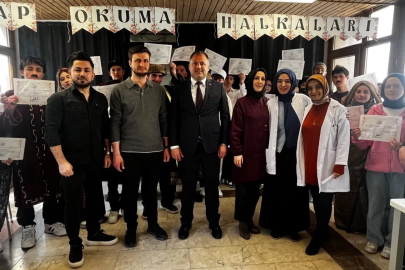Bayburt Lisesi öğrencileri kitapları sahneye taşıdı
