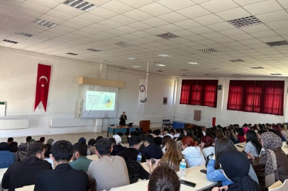Hisarcık MYO’da "Gençlik İçin Rehberlik ve Farkındalık Buluşmaları" konulu eğitim düzenlendi
