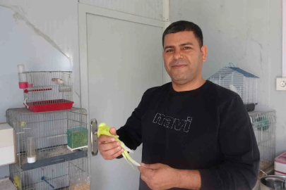 Doğadan yakaladığı kuşla başlayan merakını 30 yıldır sürdürüyor
