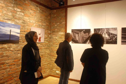 Eskişehir’de ’Sanat ve Beyin Aynı Sahnede’ fotoğraf sergisi açıldı
