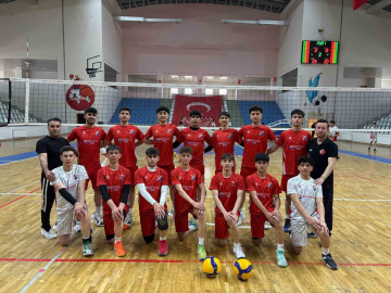 Aşkale’nin gururu oldular, Erzurum GSK yıldız voleybol takımı Türkiye finallerinde