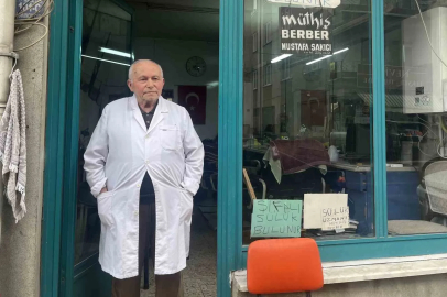 Çorum’un ‘müthiş berber’i: 82 yaşında 66 yıllık mesleğine devam ediyor
