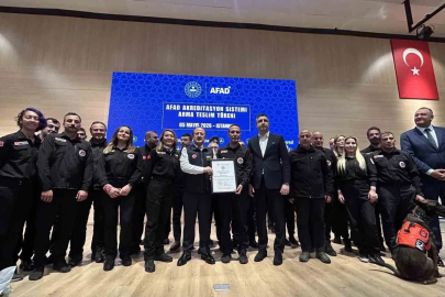 İstanbul’da 2 bin 141 arama kurtartma gönüllüsü AFAD peçini taktı
