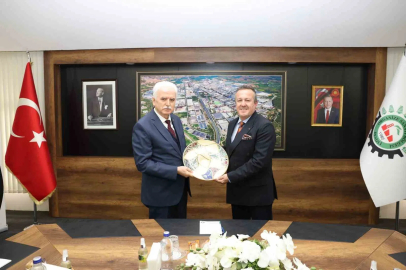 Denizli Ticaret Borsası Yönetiminden Denizli OSB Yönetimine tebrik ziyareti
