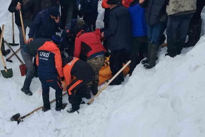 Artvin’de çığ altındaki Bülent Gezer’in cansız bedeni 4 ay sonra kar altından çıkarıldı
