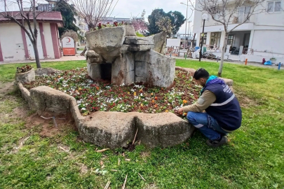 Efeler’de parklar yenileniyor
