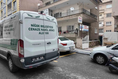 Niğde’de bir kişi apart dairede ölü bulundu
