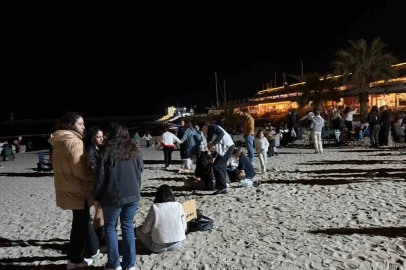 Kuşadası sahillerinde hıdırellez coşkusu
