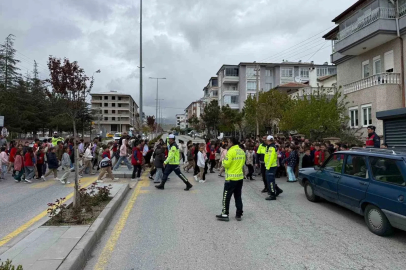 Develi’de çocuklara trafik eğitimi
