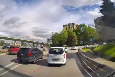 Ataşehir’de taralı alandan kaynak kamerada: Hem kural ihlali yaptı hem de diğer sürücü ile tartıştı

