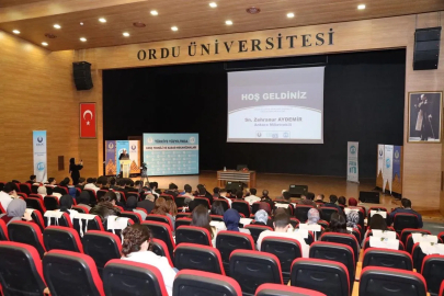 ODÜ’de "Türkiye Yüzyılı’nda Genç Temsili ve Karar Mekanizmaları" konferansı

