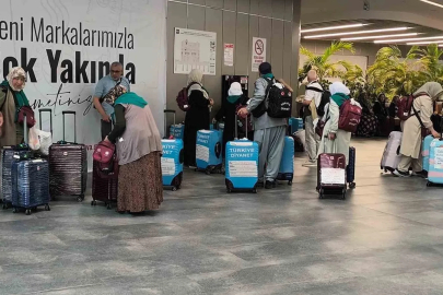 Anamurlu hacı adayları, dualarla kutsal topraklara uğurlandı
