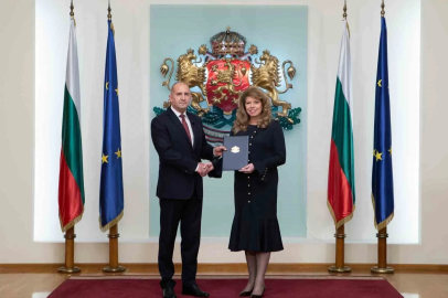 Bulgaristan’da seçimlerin galibi Radev’e hükümeti kurma görevi verildi
