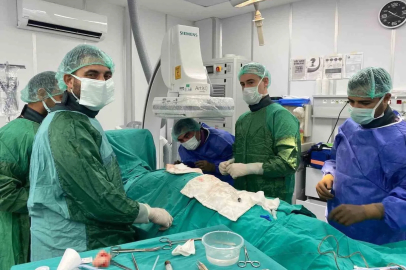 Tarsus Devlet Hastanesi’nde şoklama özellikli kalp pili takıldı
