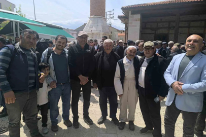 Şuhut’ta hacı adayları dualarla kutsal topraklara uğurlandı
