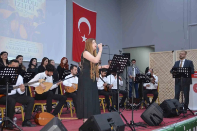 Bulanık’ta "Anadolu İzleri Halk Konseri" büyük ilgi gördü
