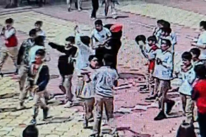 Teneffüste fenalaşan öğrenciye öğretmenden hayat kurtaran müdahale
