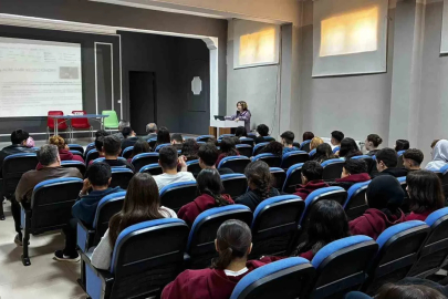 "Ben Her Yerde Varım" projesiyle kalaycılık mesleği öğrencilere tanıtıldı
