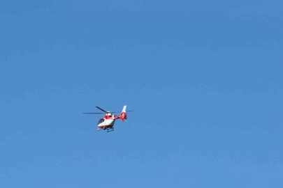 Van’da 77 yaşındaki hasta için helikopter ambulans havalandı

