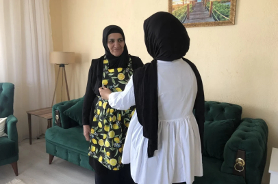Ağrı’da "Maarifin Kalbinde Marifetli Gençlik" etkinliklerinde Anneler Günü sürprizi
