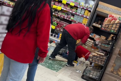 Markete giren fare paniğe neden oldu
