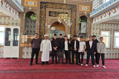 Cizreli öğrenciler cami şenliklerinde buluştu
