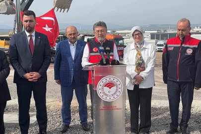 Tarım ve Orman Bakanı Yumaklı’dan Gönen Sera OSB’ye ziyaret
