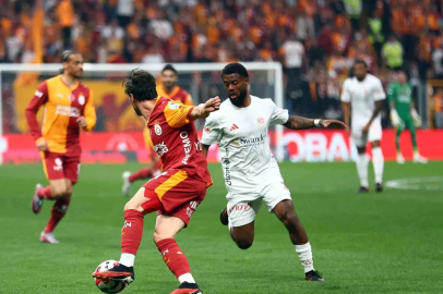 Trendyol Süper Lig: Galatasaray: 0 - Antalyaspor: 0 (Maç devam ediyor)
