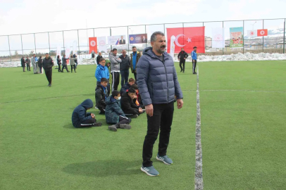 Vanlı eğitimciden şampiyonluklarla dolu 20 yıllık veda
