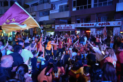 Galatasaray’ın şampiyonluğu Antalya’da kutlandı
