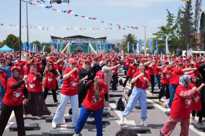 Başkan Büyükakın: "Kocaeli’nin kadınlarını 32 ton hafiflettik"
