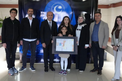 Minik ressamdan büyük başarı
