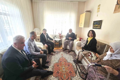 Şehit annesine duygulandıran Anneler Günü ziyareti
