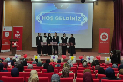 Bayburt’ta üniversite öğrencileri yıl sonu buluşmasında bir araya geldi
