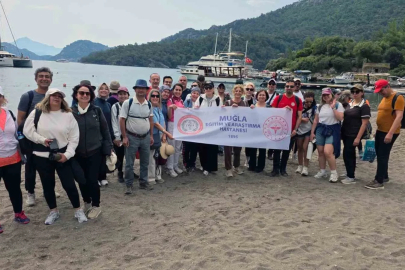 Beyaz önlüklüler sağlık ve bir ruhu için doğada buluştu
