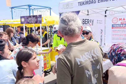 Tekirdağ polisi anne ve çocukları sevindirdi
