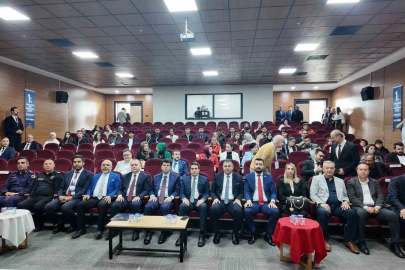 Gediz’de bilim rüzgarı: Uluslararası sosyal bilimler kongresi kapılarını açtı
