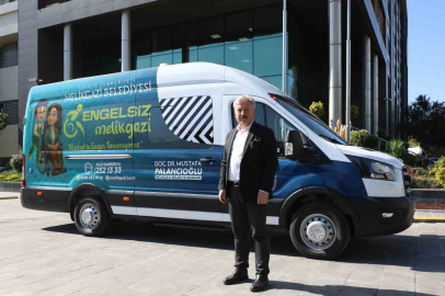 Melikgazi’de engeller sevgiyle aşılıyor

