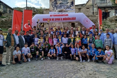 Akhisarlı pedallar Afyon’da zirve yaptı
